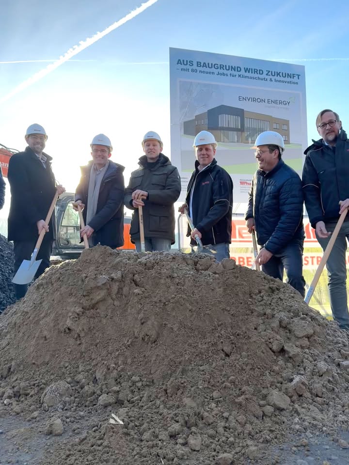 619258953_1494309529369931_2224348626715532047_n